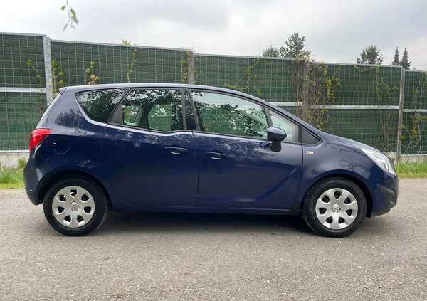 Opel Meriva cena 17900 przebieg: 195000, rok produkcji 2012 z Kożuchów małe 137